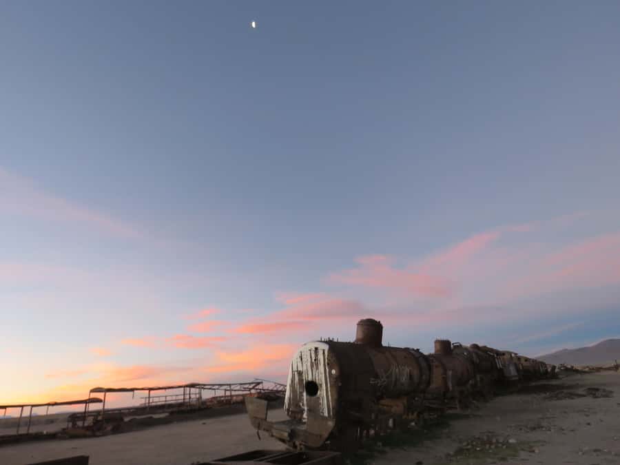2-Day Private Tour Uyuni Salt Flats including Tunupa Volcano - Who should choose this two-day trip?