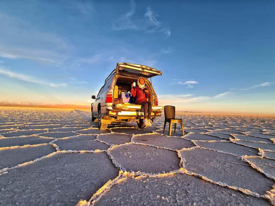 2-Day Private Tour Uyuni Salt Flats including Tunupa Volcano - Crossing the Salar de Uyuni to Incahuasi Island