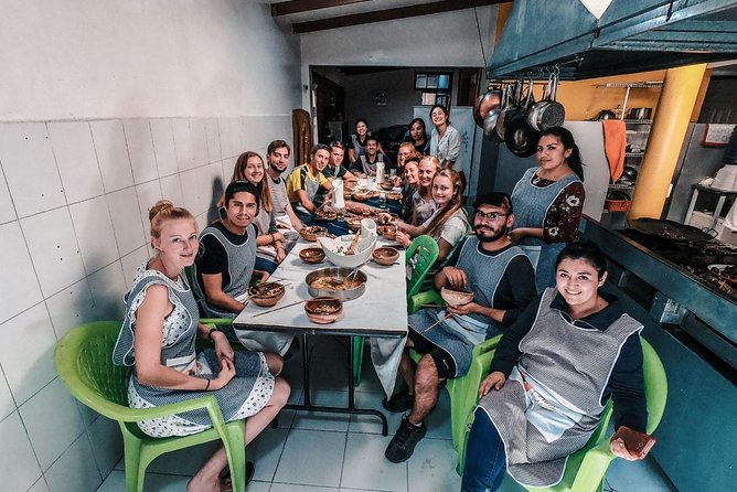 Adelante Mujer Bolivian Cooking Workshops - Why this cooking class matters in Cochabamba