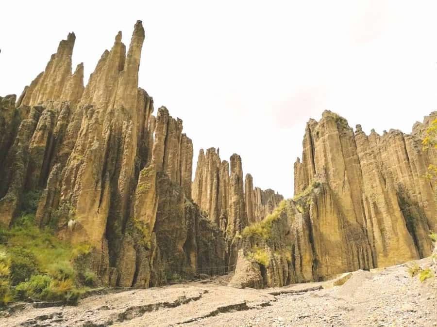 Animas Valley & Palca Canyon - The 45-minute ride south from La Paz