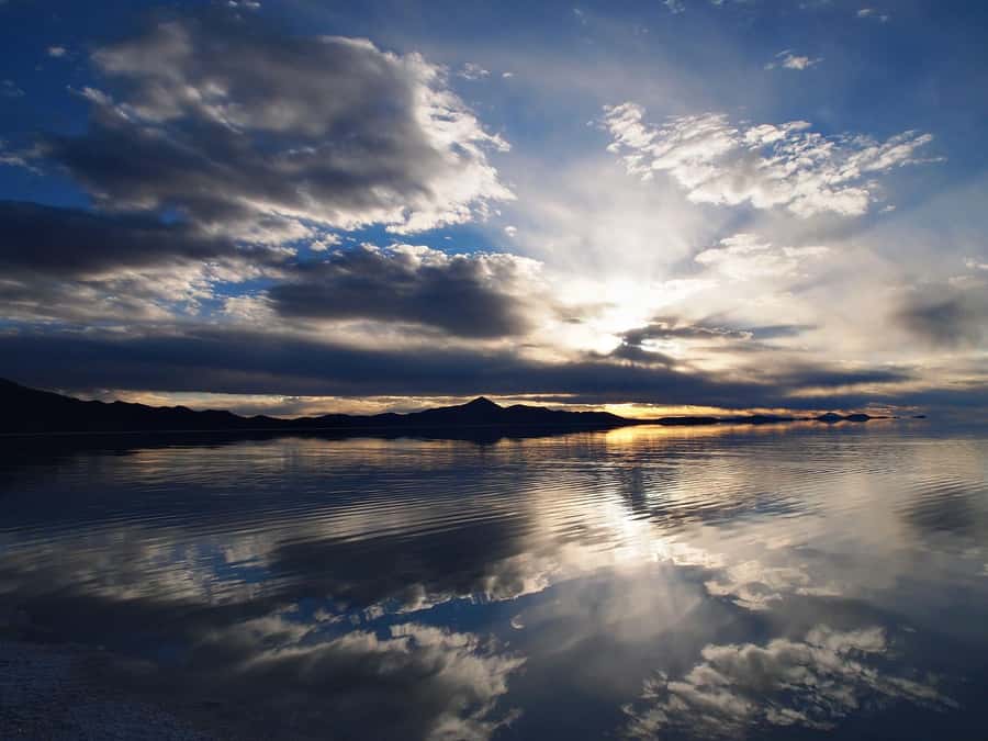 Bolivia: starlights and sunrise in Uyuni salt flat - The final hour for photographs