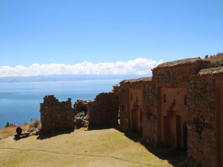 Copacabana: Isla del Sol and Moon Island Day Tour - Isla de la Luna and its temple remains