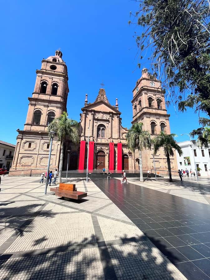 Discover Santa Cruz and Porongo - Cristo Redentor, the first clear symbol of the city