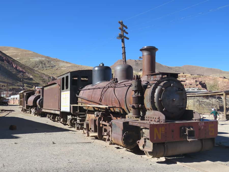 From La Paz: 1-Day 1-Night Uyuni Salt Flats Tour by Flight - Is $832 good value?