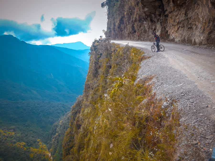 From La Paz: 3-Day Biking Tour Death Road & Uyuni Salt Flats - Waterfall splash, lunch, and Yolosa