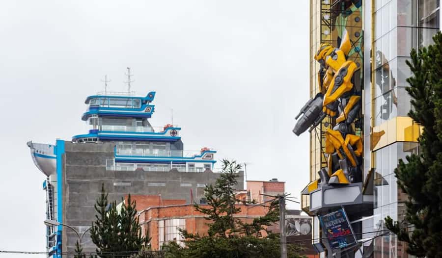 From La Paz: El Alto and Cholets Guided Day Trip - The Wiphala complex and Mamani Mamani’s murals
