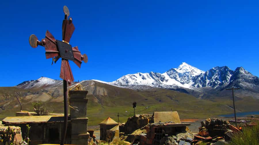 From La Paz: Huayna Potosí 2-Day Climbing Trip - What kind of climb is Huayna Potosí?