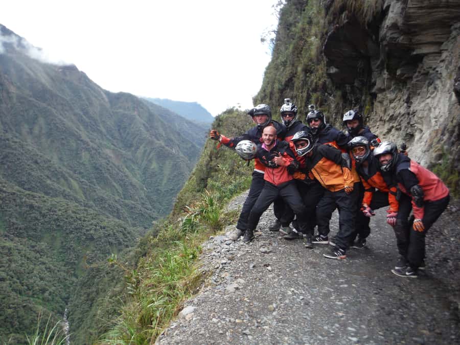 From La Paz: The World's Most Dangerous Road Biking Tour - The view changes from cold peaks to tropical heat