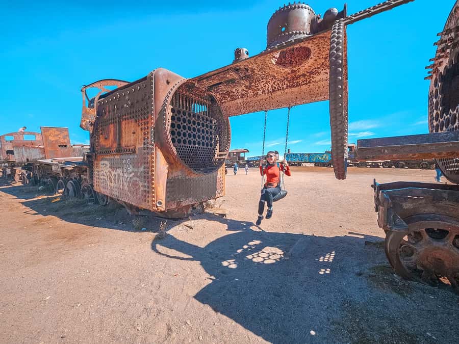 From La Paz: Uyuni Salt Flat Tour & Overnight Roundtrip Bus - Key points at a glance
