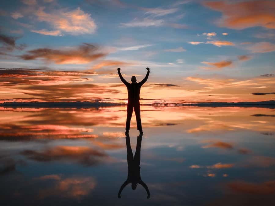 From La Paz: Uyuni Salt Flat Tour & Overnight Roundtrip Bus - Colchani and the salt-making trade