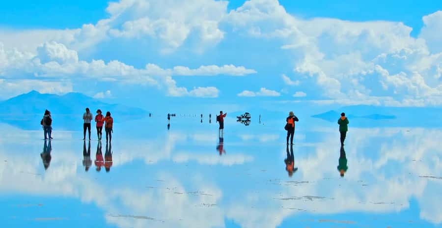 From La Paz: Uyuni Salt Flats 2-Day Tour with Bus Transfers - What this La Paz to Uyuni trip really involves