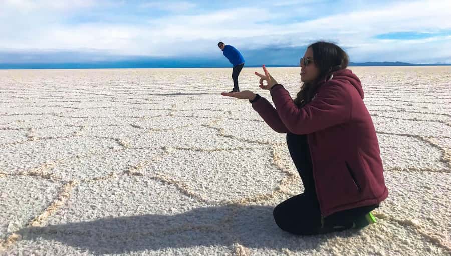 From La Paz: Uyuni Salt Flats 2-Day Tour with Bus Transfers - Incahuasi Island and its giant cactus
