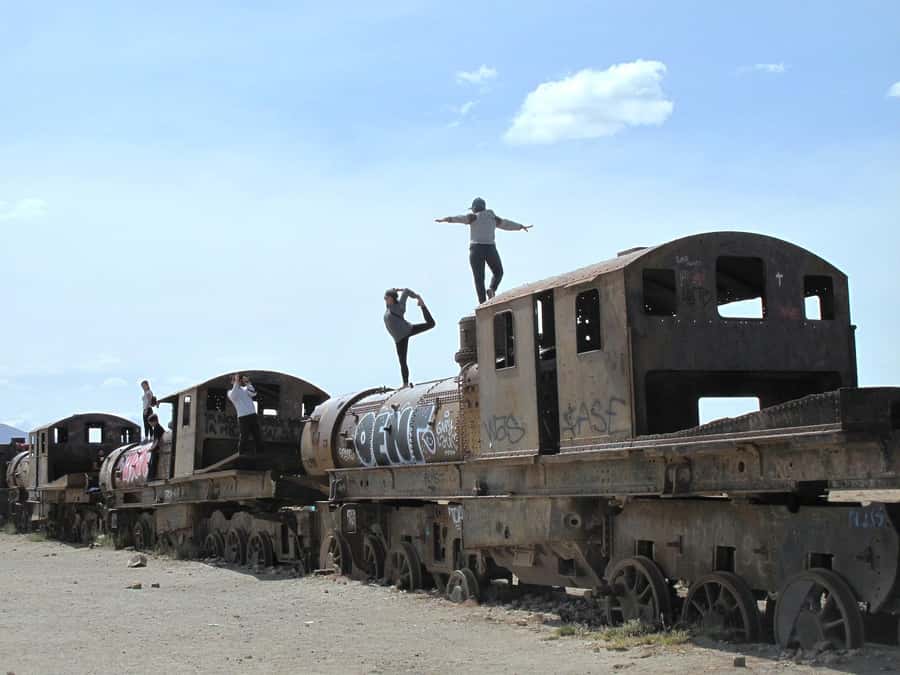 From La Paz: Uyuni Salt Flats & Lagoons 5-Day Tour - What the $365 price really covers