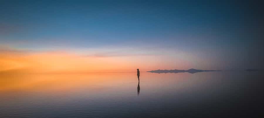 From Uyuni: 3-Day Tour to San Pedro with Salt Flats Visit - Day three: geysers, hot springs, and the Chilean border
