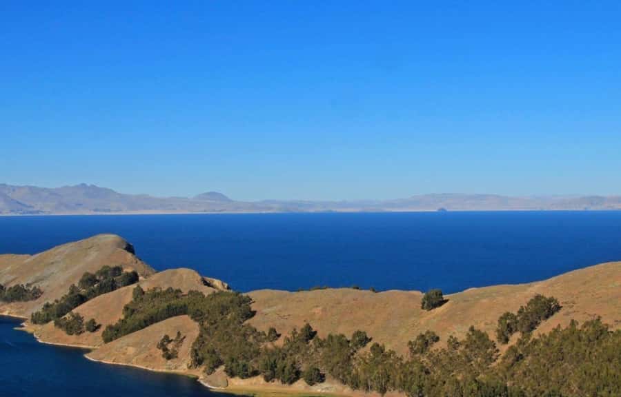 Island of the Sun: and Copacabana Full Day Tour, from La Paz - Leaving La Paz for Lake Titicaca