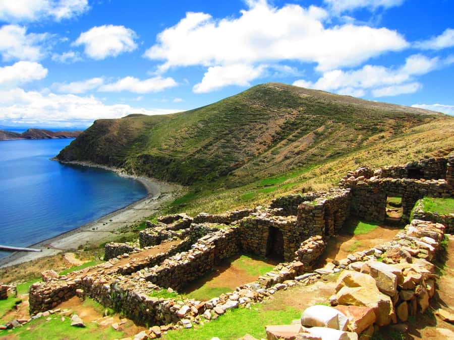 La Paz: 2-day Excursion to Lake Titicaca and Sun Island - Leaving La Paz at 7:30 in the morning