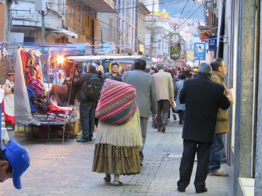 La Paz: Cable Car Ride Tour with Food Tasting - La Paz from five cable-car lines