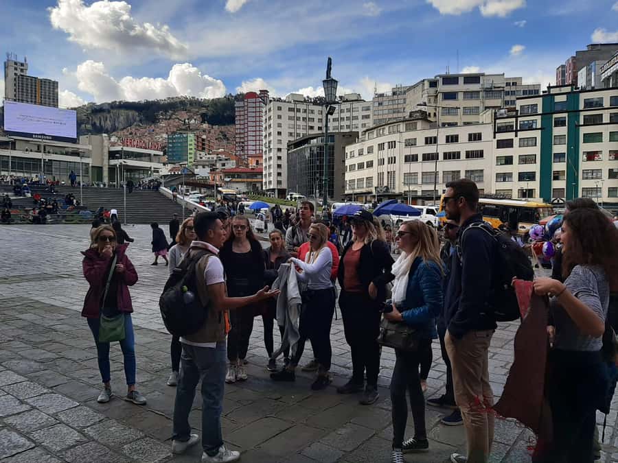 La Paz City Tour and Moon Valley - Cable cars from La Paz to El Alto
