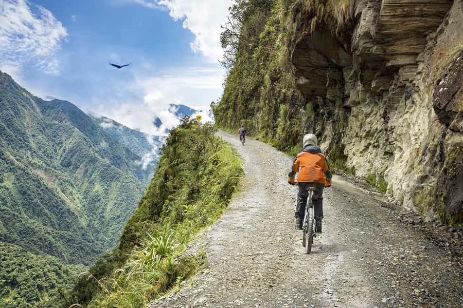 La Paz | Death by Bike Route | Lunch - Stage 1: 22 kilometers of paved descent