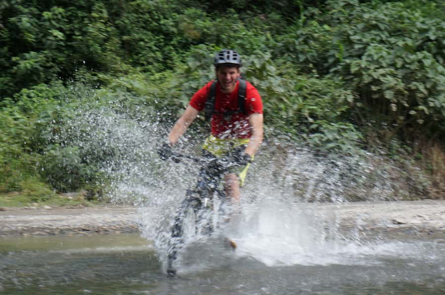 La Paz: Mountain Bike Down the World's Most Dangerous Road - Key points to know before you ride