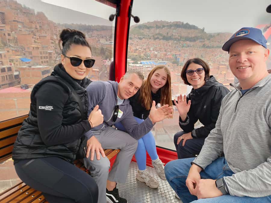 La Paz: Private City Tour with Cable Car & Moon Valley Visit - The guides are a major part of the value
