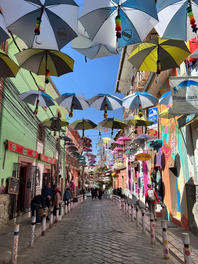 La Paz: Private Vehicle & Guide. City Tour + Moon Valley - Why this short La Paz tour works