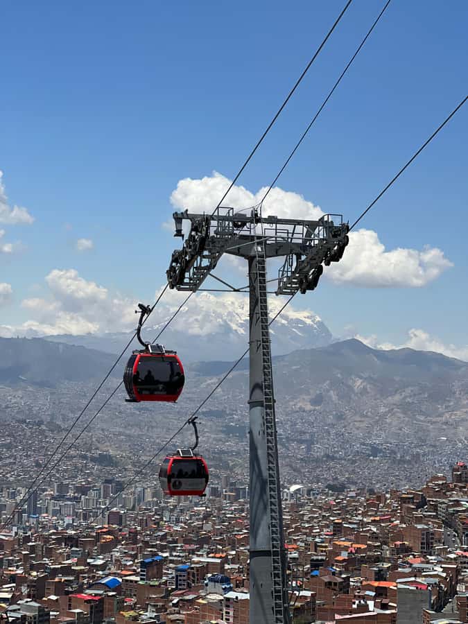 La Paz: Private Vehicle & Guide. City Tour + Moon Valley - Calle Jaén brings you back to colonial La Paz