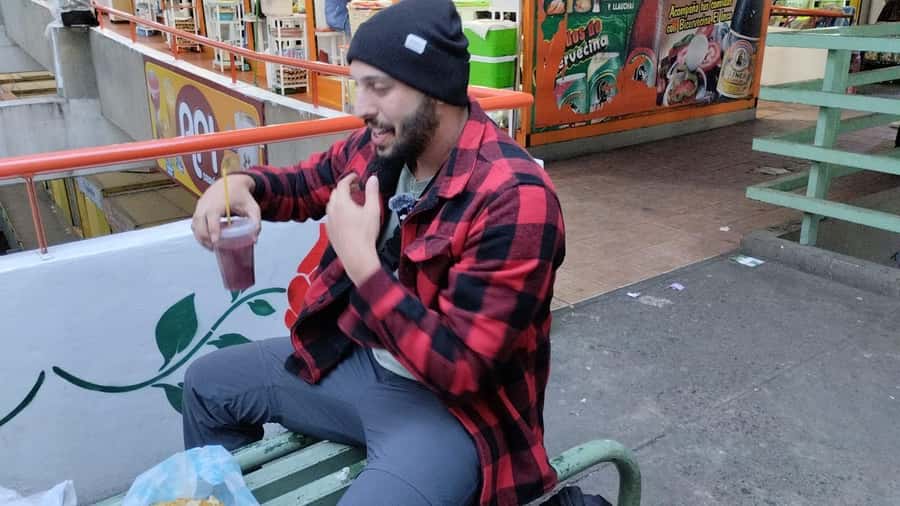 La Paz: Street Food Walking Tour - Lanza Market and the first Bolivian drink