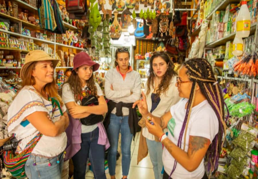 La Paz: The Feminist Tour - La Paz through women’s eyes