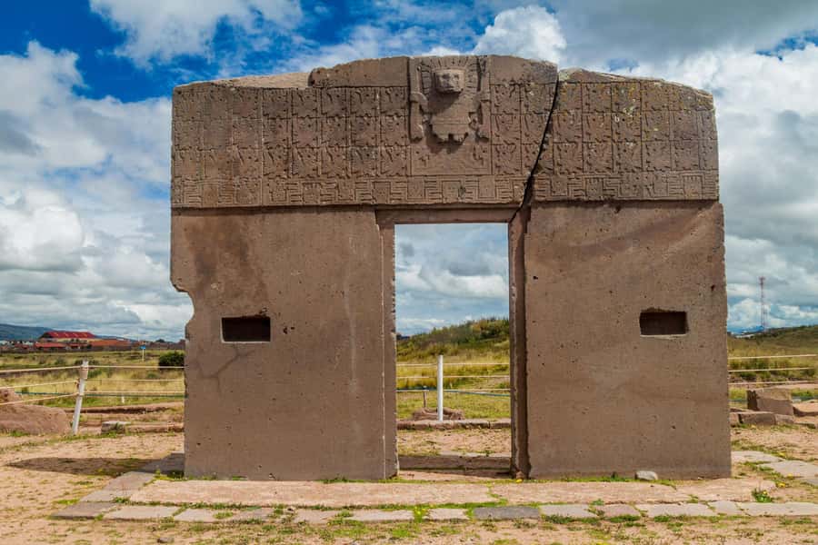 La Paz: Tiwanaku Archeological Site Full-Day Tour - Puma Punku and the first look at Tiwanaku