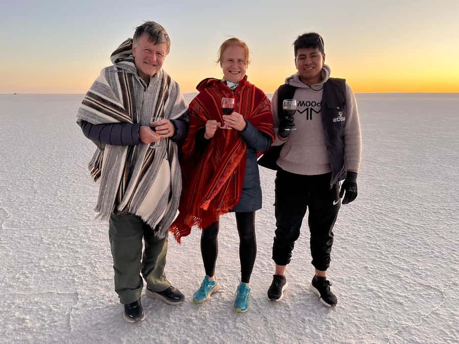 La Paz: Uyuni Salt Flats & Lagoon Share Trip (private room) - Altitude, weather, and physical demands