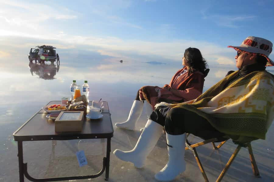 La Paz: Uyuni Salt Flats & Lagoon Share Trip (private room) - Day 1: leaving La Paz for Uyuni