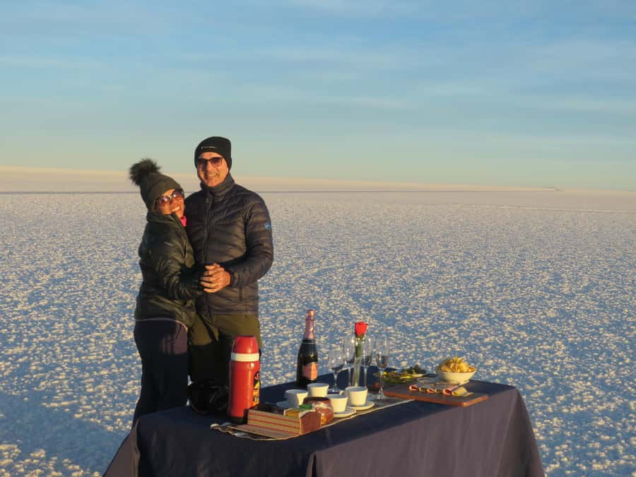 La Paz: Uyuni Salt Flats Tour by Bus - Colchani and the working salt trade