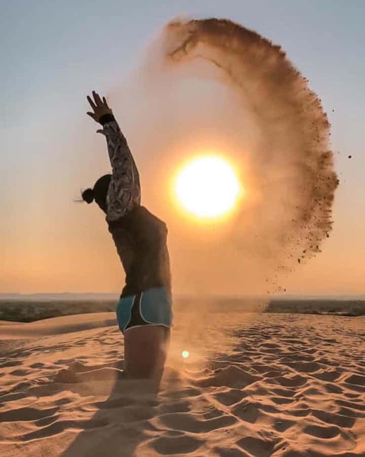 Lomas de Arena Sandboarding Tour - Sandboarding on soft, shifting ground