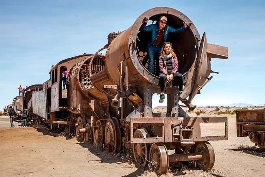 Uyuni: 3 day-tour, salt flats & surrealistic deserts - Key points to know before you book