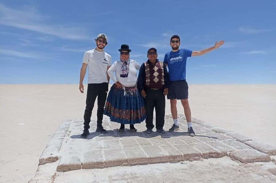 Uyuni: 3-Days Salt Flats and Desert Adventure Tour with Food - The 10:30 am start and Uyuni’s train cemetery