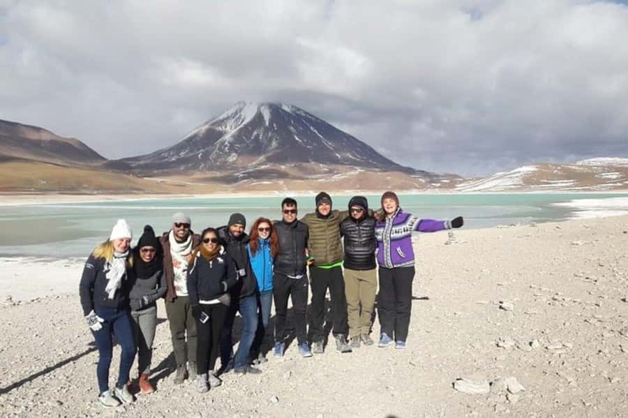 Uyuni: 3-Days Salt Flats and Desert Adventure Tour with Food - Laguna Colorada and the best afternoon stop