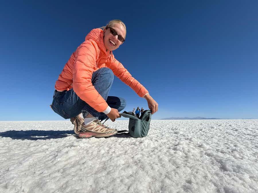 Uyuni: Full-day tour, Salt flats and Sunset experience - Three hours across the Uyuni Salt Flats