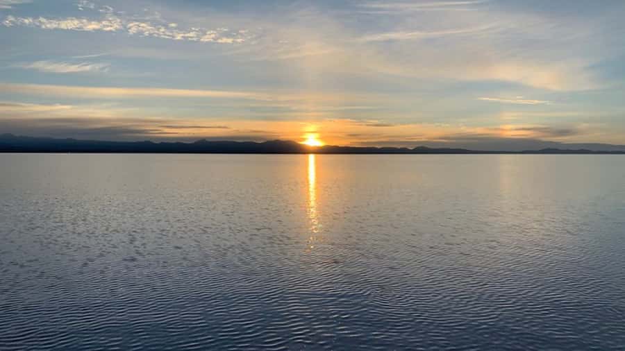 UYUNI SALT FLAT: SUNRISE & STARLIGHT EXPERIENCE - Reliability and the booking decision