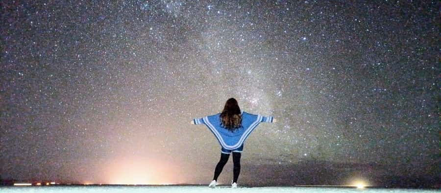 Uyuni: Starlight and Sunrise Salt Flats Tour - Leaving Uyuni at 3:00 AM