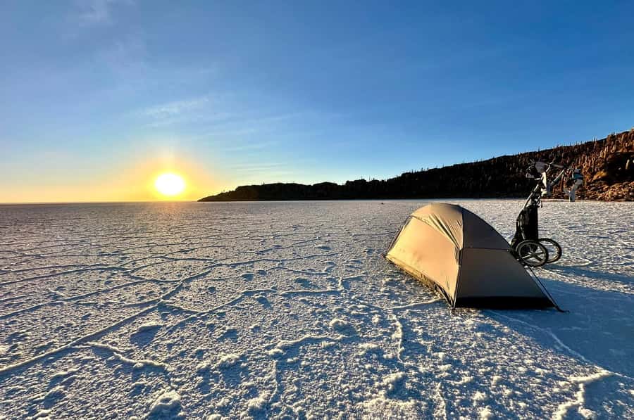 Uyuni: Starlight and Sunrise Salt Flats Tour - Should you book the Salar de Uyuni sunrise tour?