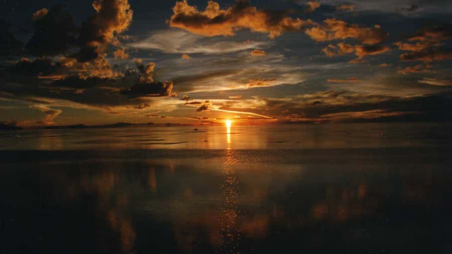 Uyuni: Sunset and Starlights Tour - What to bring for cold, wet conditions