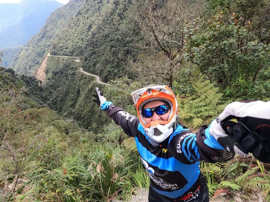 World's Most Dangerous Road "Private" Mountain Biking Trip - What the private format changes